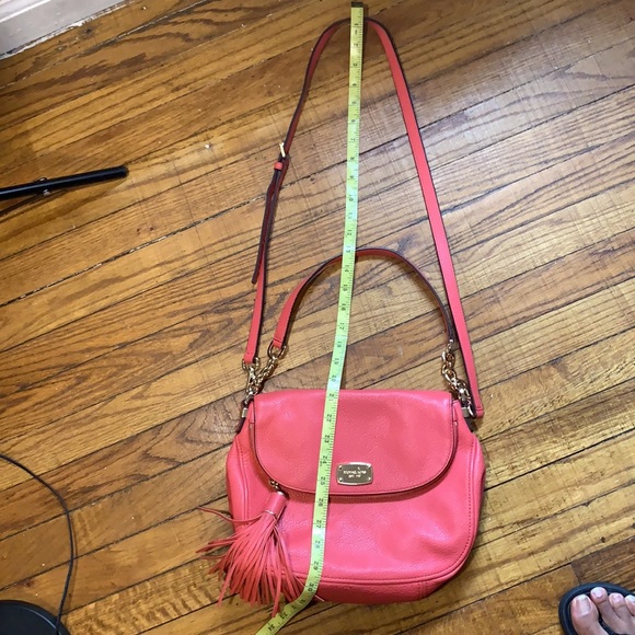 Authentic Michael Kors Leather Crossbody purse - Picture 11 of 11